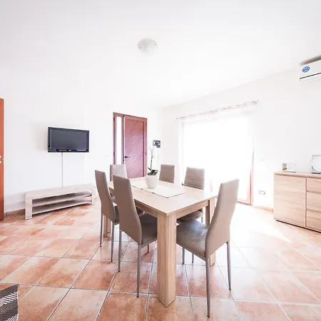 Apartment Cas'aurora *