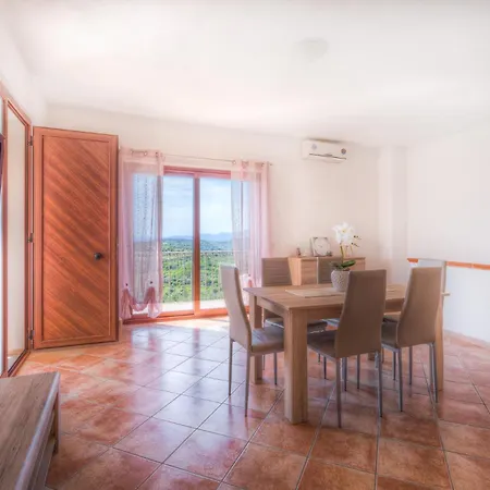 Cas'aurora Apartment Tresnuraghes